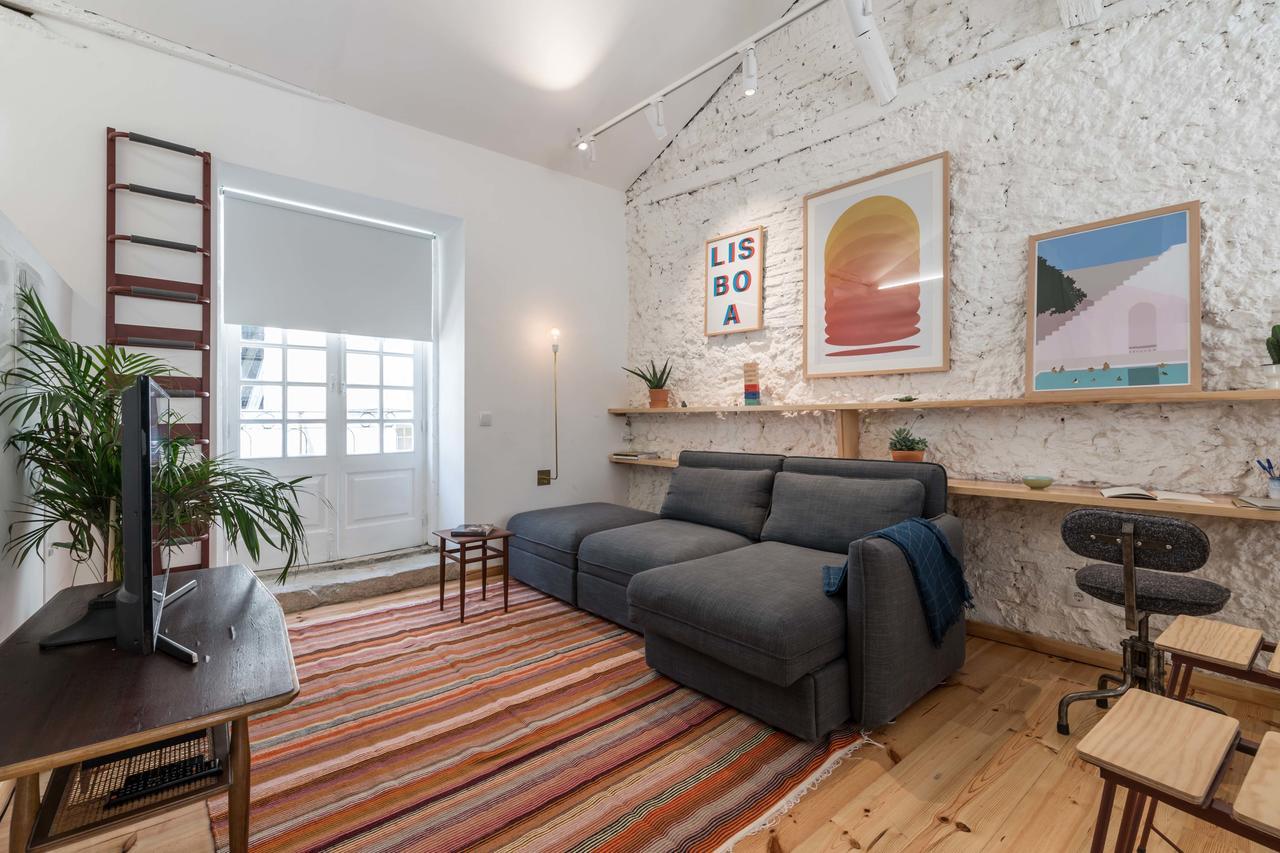 Apartamento Com Varanda, Muito Central, Ttl333 Lisboa